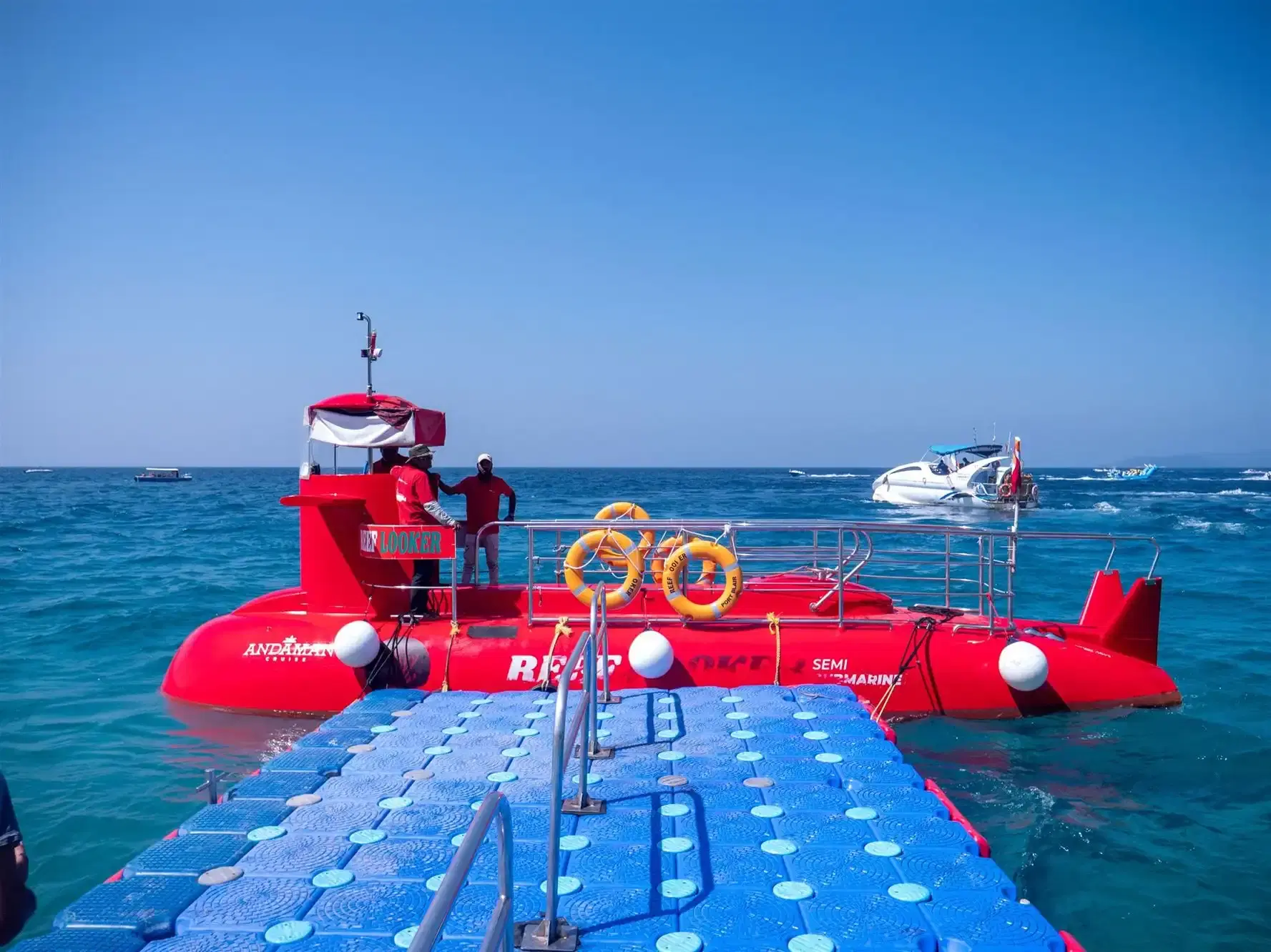 Explore the Deep Blue - Reef Looker Underwater Exploration